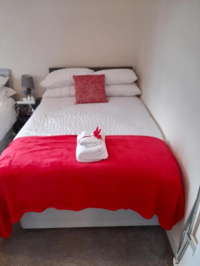 Matipa-Rise Guest House Southampton